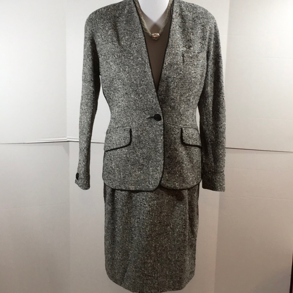 Alex de Bolzan Mark Shale b/w wool skirt set